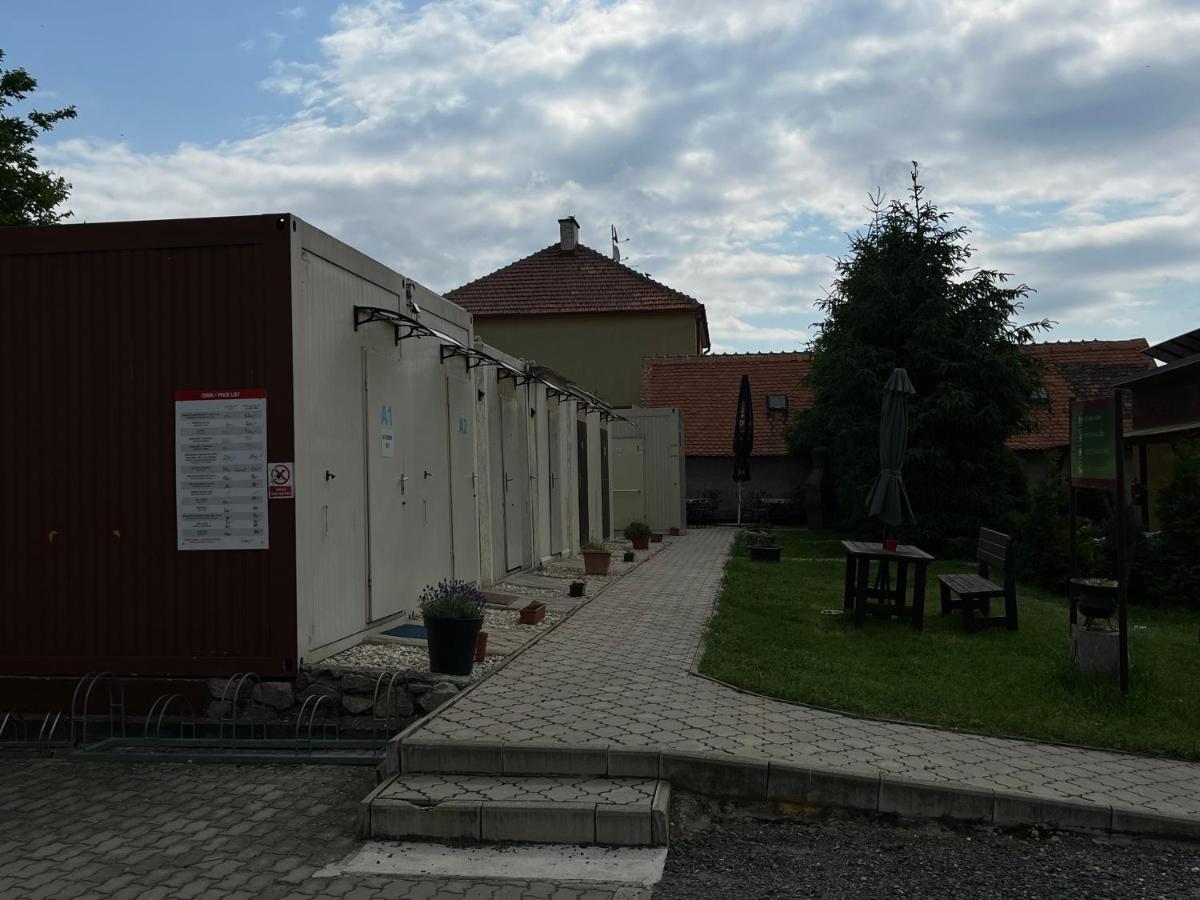 Apartamento Autocamp Free Star - Mobilheimy Strachotin Exterior foto