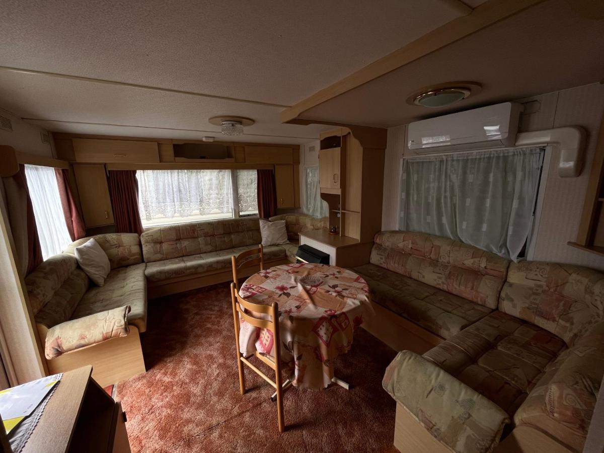 Apartamento Autocamp Free Star - Mobilheimy Strachotin Exterior foto